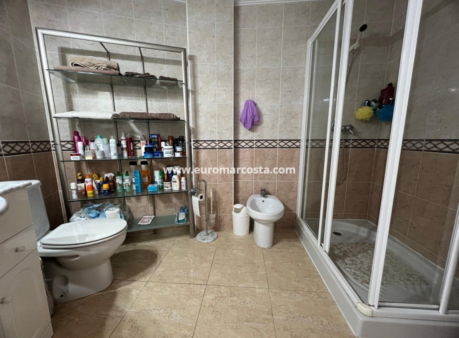 Venta - Apartamento / piso - Orihuela Costa - TORREVIEJA