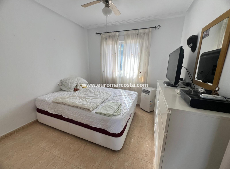 Sale - Apartment / flat - Orihuela Costa - TORREVIEJA