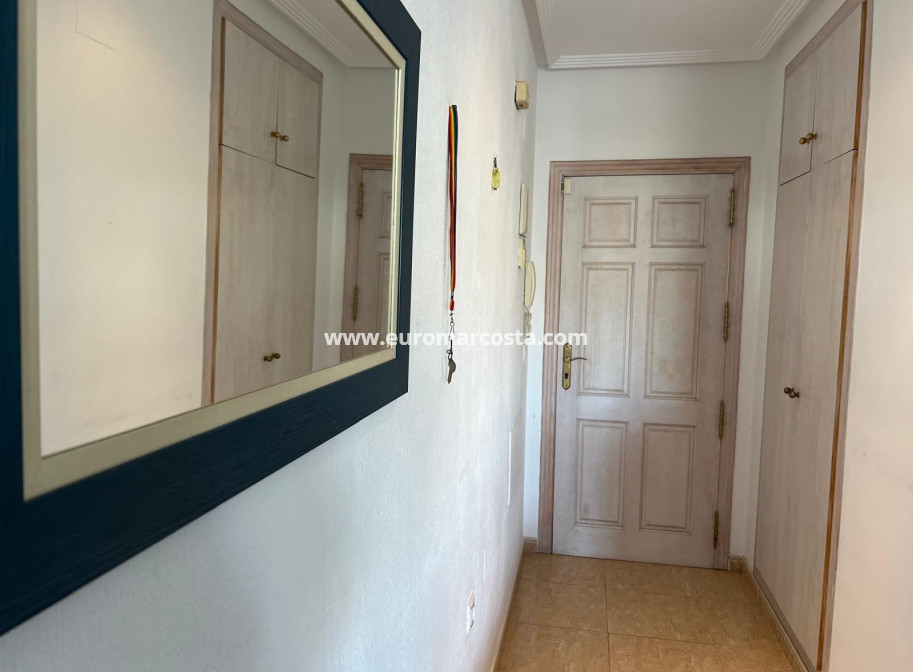 Venta - Apartamento / piso - Orihuela Costa - TORREVIEJA