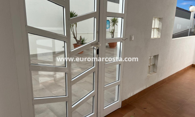 Sale - Apartment / flat - Orihuela Costa - TORREVIEJA