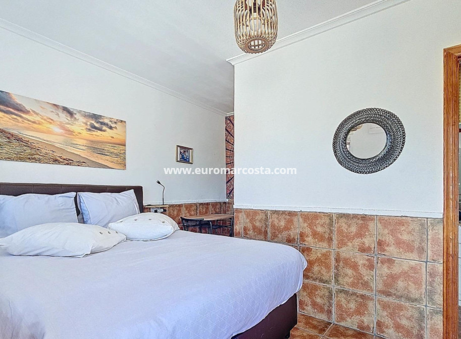 Sale - Country house - Crevillent - Comunidad valenciana