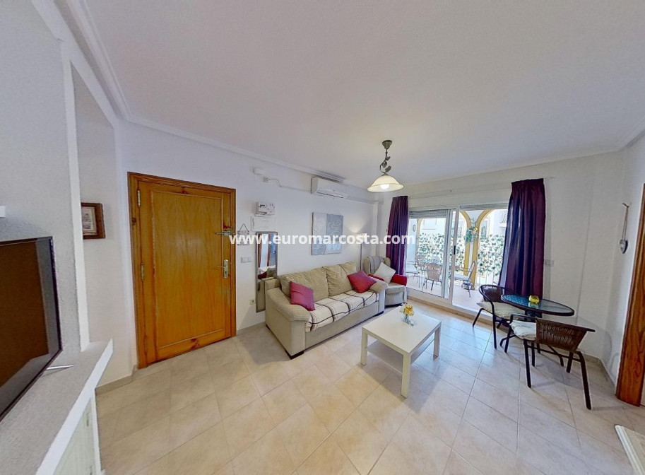 Sale - Apartment / flat - Orihuela Costa