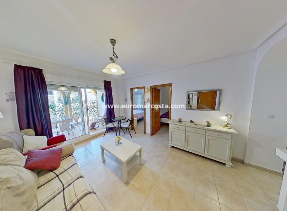 Sale - Apartment / flat - Orihuela Costa