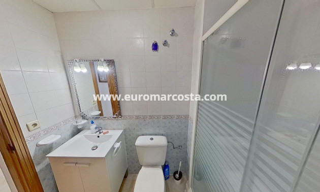 Sale - Apartment / flat - Orihuela Costa