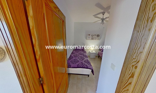 Sale - Apartment / flat - Orihuela Costa