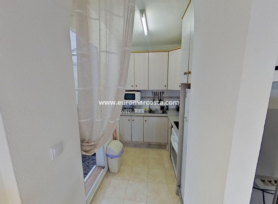 Sale - Apartment / flat - Orihuela Costa