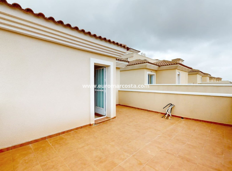 Sale - Villa - San Miguel de Salinas