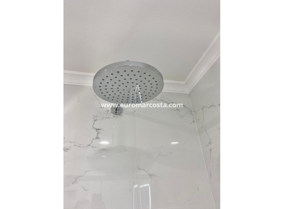 Sale - Apartment / flat - Guardamar del Segura