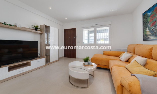 Venta - Bungalow - Torrevieja - Aguas Nuevas