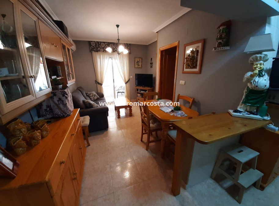 Objekte zum Wiederverkauf - Wohnung - Torrevieja - TORREVIEJA