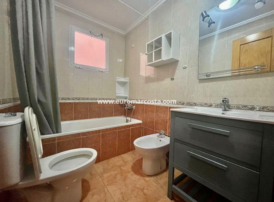 Sale - Apartment / flat - Torrevieja - TORREVIEJA