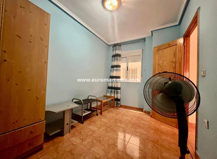 Sale - Apartment / flat - Torrevieja - TORREVIEJA