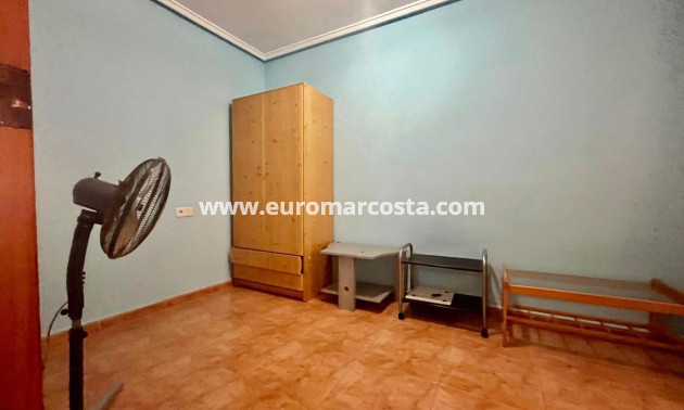 Sale - Apartment / flat - Torrevieja - TORREVIEJA