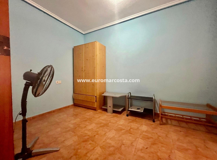 Sale - Apartment / flat - Torrevieja - TORREVIEJA