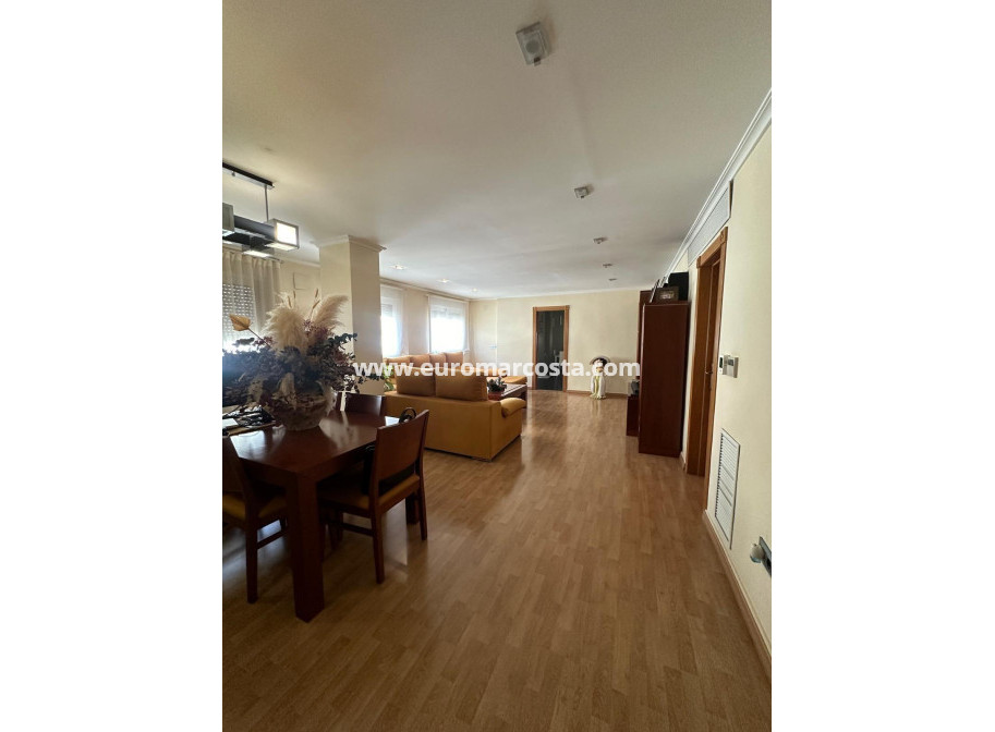 Sale - Apartment / flat - Torrevieja - TORREVIEJA