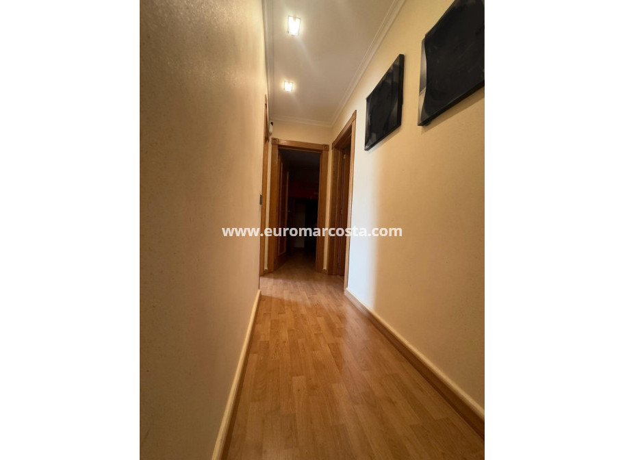 Sale - Apartment / flat - Torrevieja - TORREVIEJA