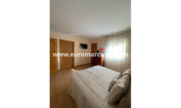 Sale - Apartment / flat - Torrevieja - TORREVIEJA