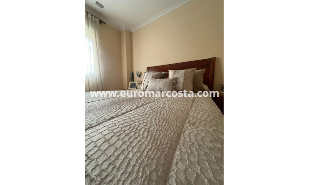 Sale - Apartment / flat - Torrevieja - TORREVIEJA