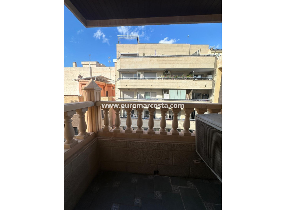 Sale - Apartment / flat - Torrevieja - TORREVIEJA