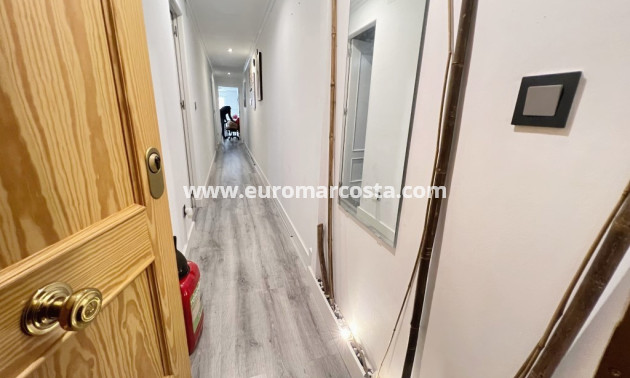 Sale - Apartment / flat - Guardamar del Segura