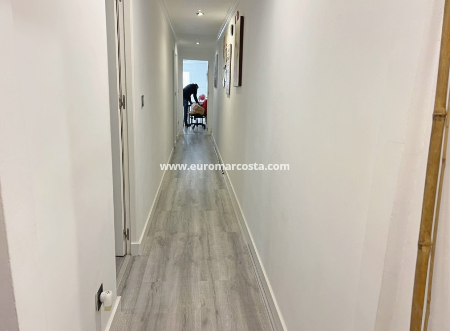 Venta - Apartamento / piso - Torrevieja - TORREVIEJA