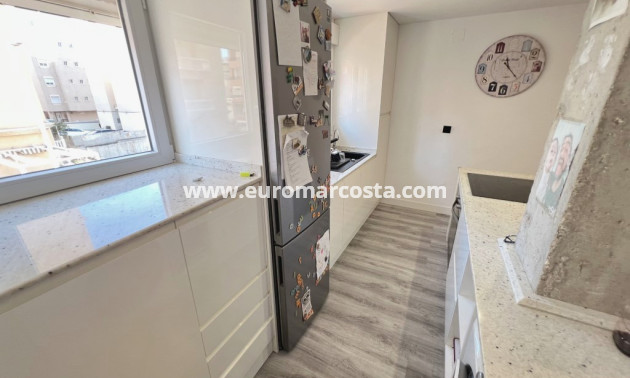 Sale - Apartment / flat - Guardamar del Segura