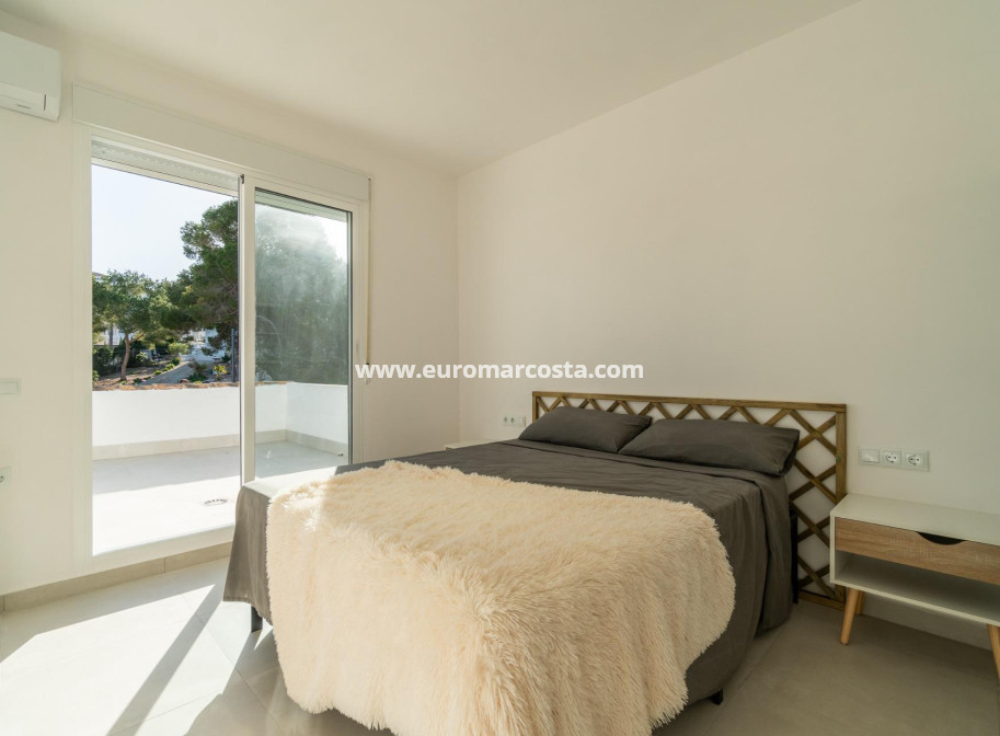 Venta - Bungalow - Orihuela Costa - TORREVIEJA