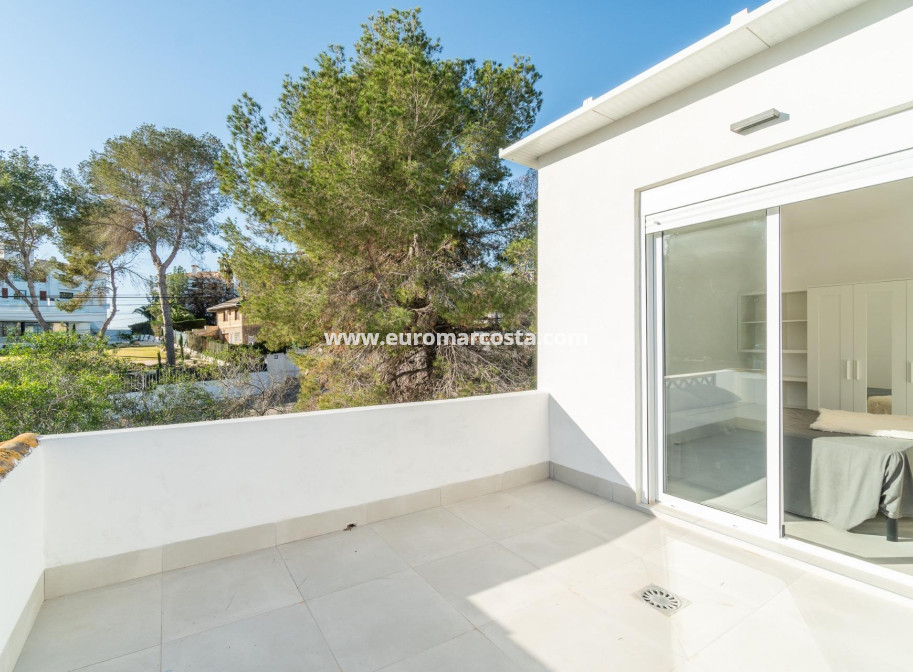 Objekte zum Wiederverkauf - Bungalow - Orihuela Costa - TORREVIEJA