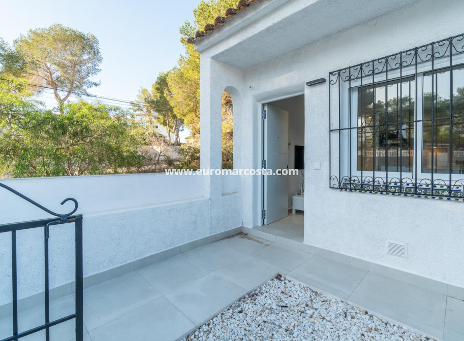 Objekte zum Wiederverkauf - Bungalow - Orihuela Costa - TORREVIEJA