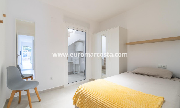 Venta - Bungalow - Orihuela Costa - TORREVIEJA