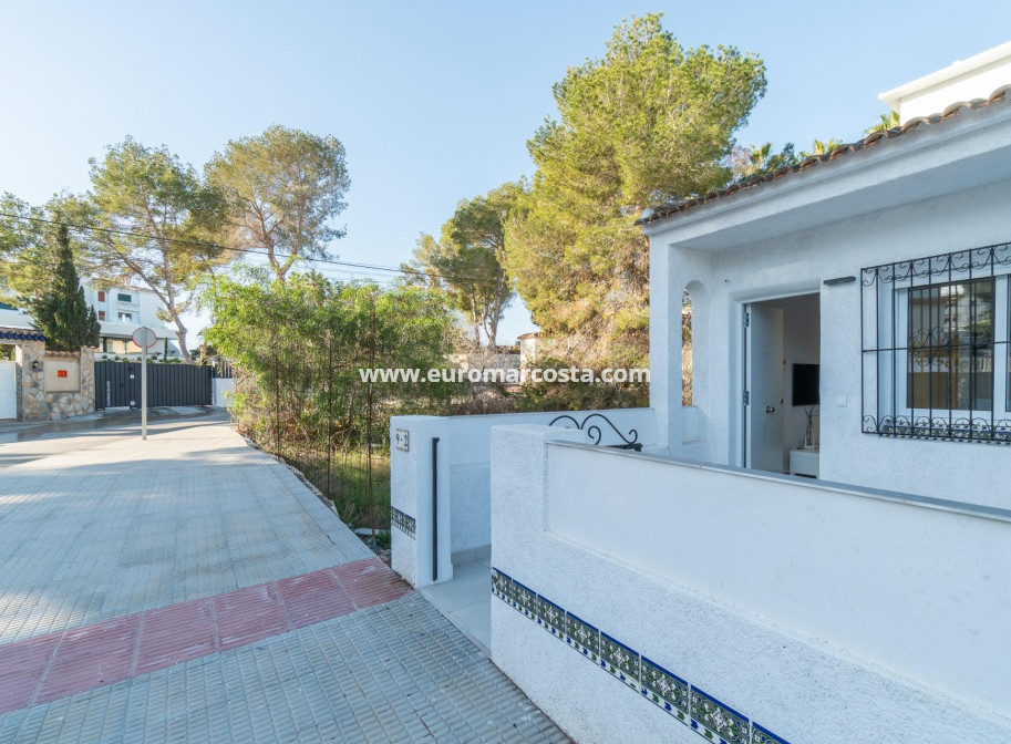 Objekte zum Wiederverkauf - Bungalow - Orihuela Costa - TORREVIEJA