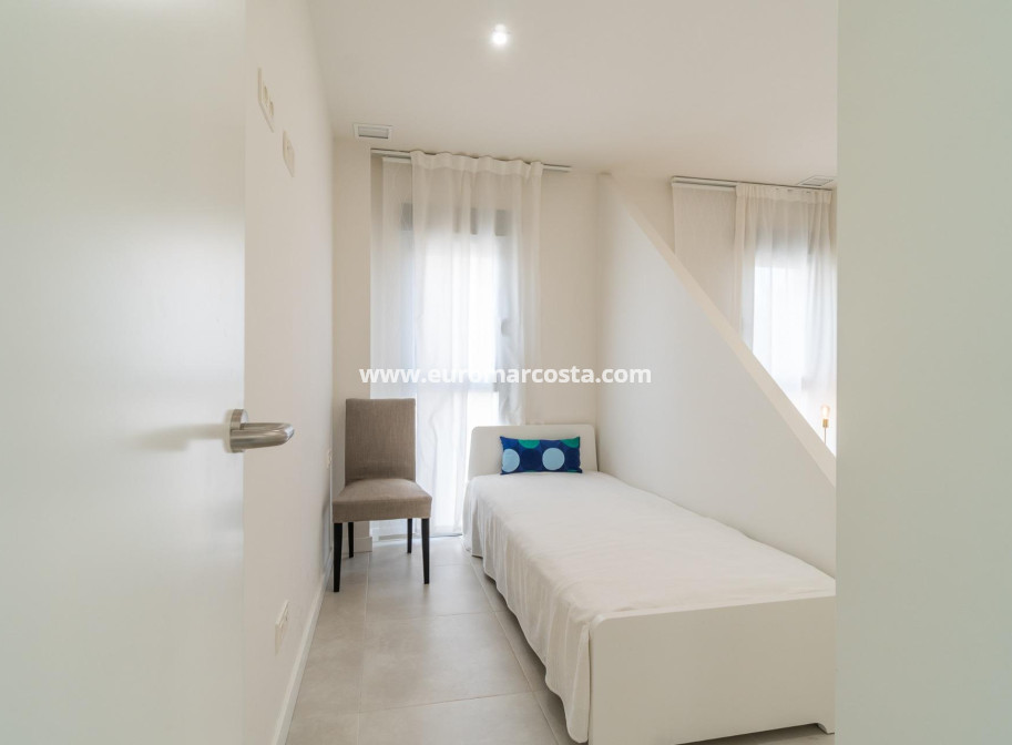 Venta - Apartamento / piso - Orihuela Costa