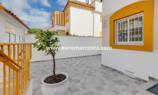 Venta - Bungalow - Torrevieja - TORREVIEJA