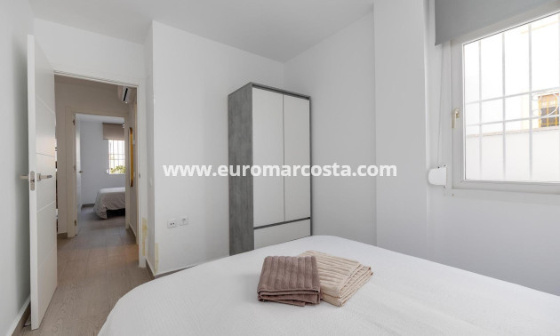 Venta - Bungalow - Torrevieja - TORREVIEJA