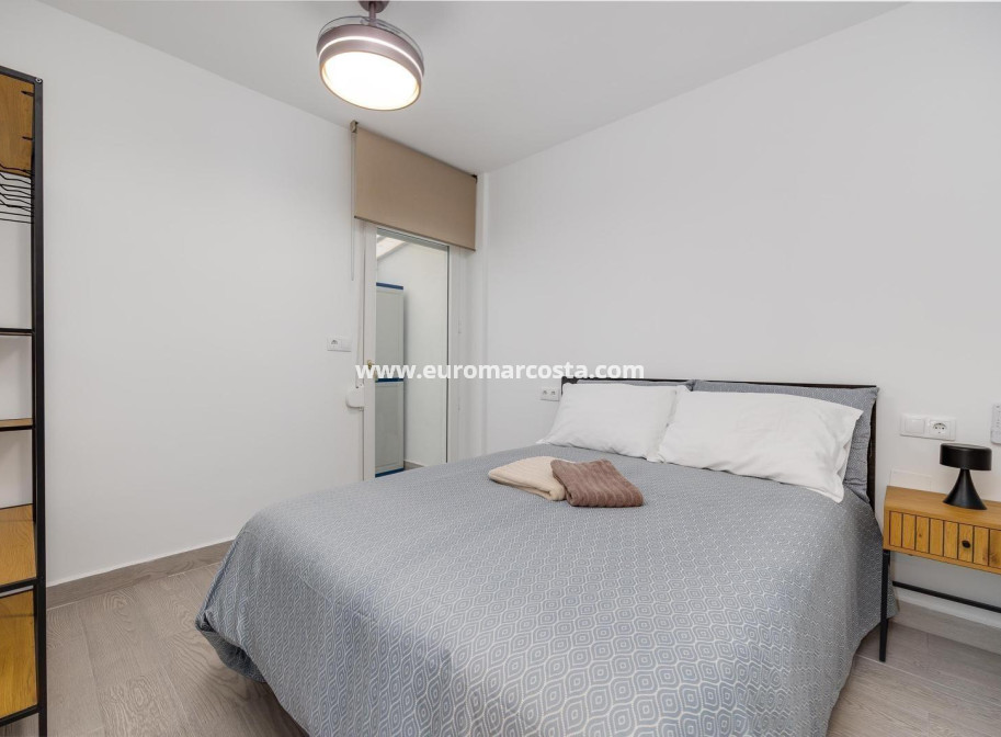 Venta - Bungalow - Torrevieja - TORREVIEJA