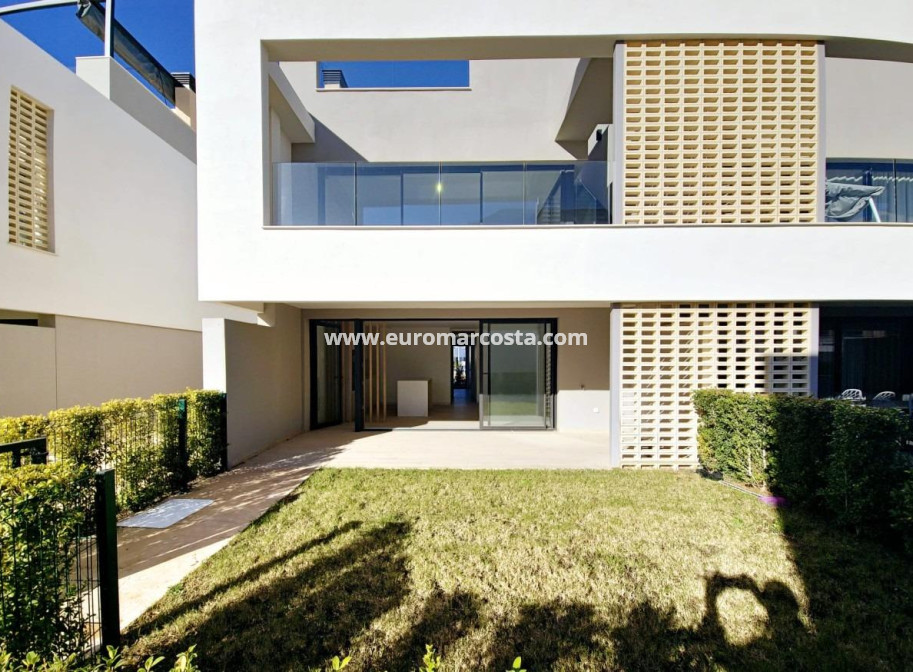 Sale - Bungalow - Los Alcázares - Dolores de Pacheco-Santa Rosalía