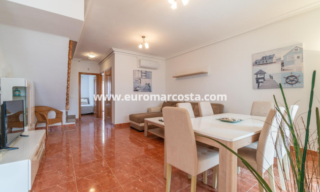 Sale - Townhouse - Orihuela Costa