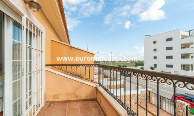 Sale - Townhouse - Orihuela Costa