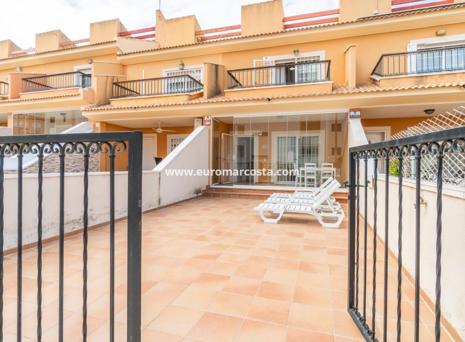 Sale - Townhouse - Orihuela Costa