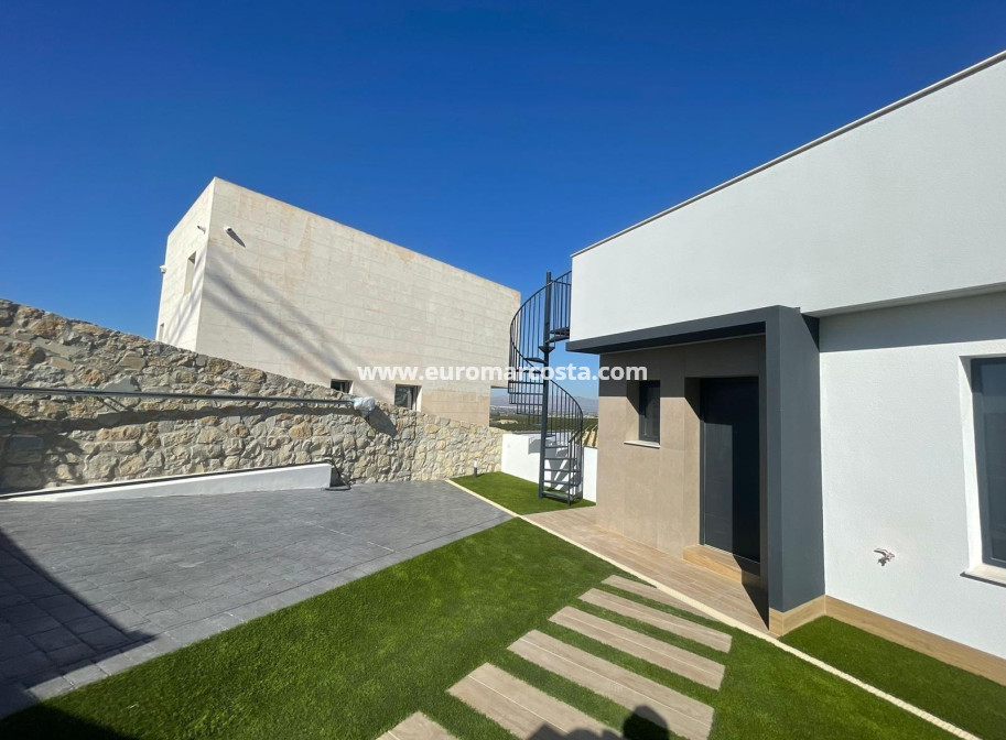 Sale - Villa - Algorfa - Comunidad valenciana