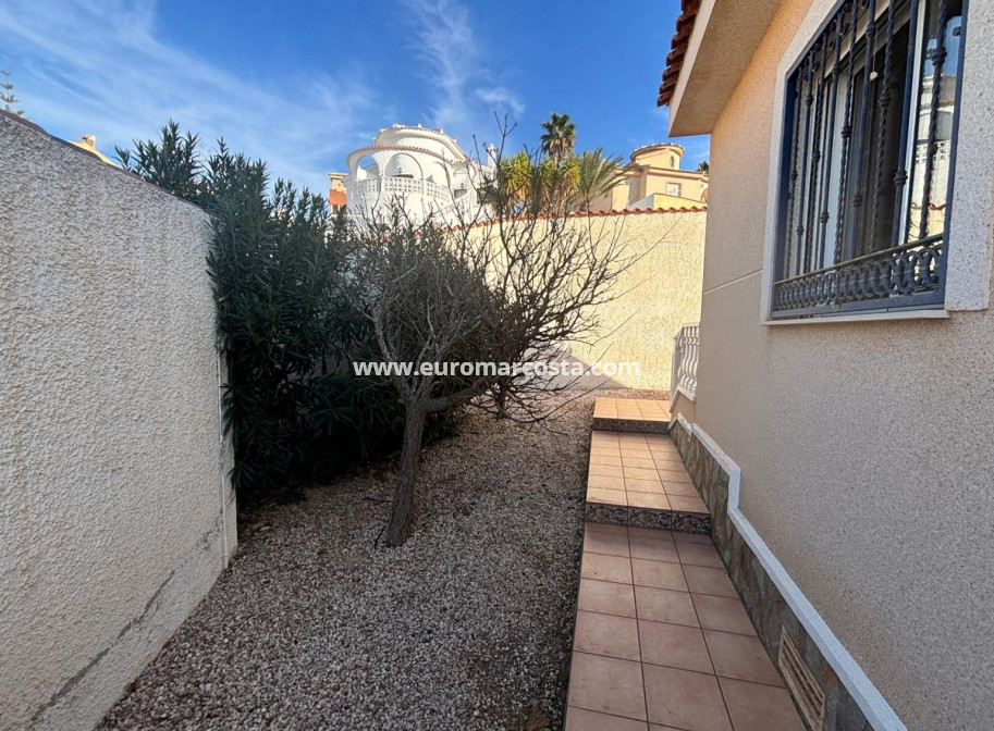 Sale - Detached House / Villa - Ciudad Quesada - La Marquesa Golf