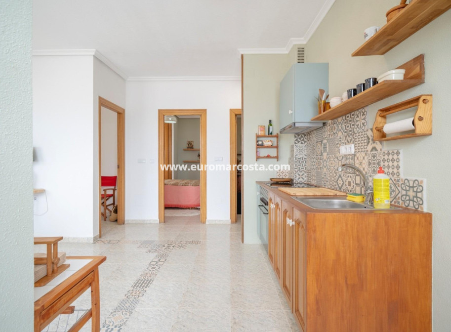 Sale - Apartment / flat - Los Montesinos - Pueblo 8