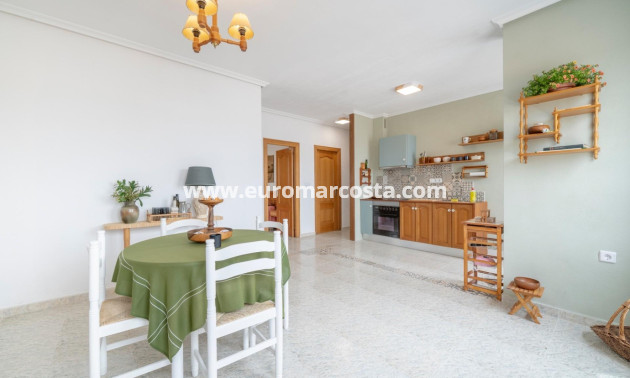 Sale - Apartment / flat - Los Montesinos - Pueblo 8