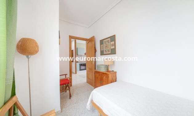 Sale - Apartment / flat - Los Montesinos - Pueblo 8