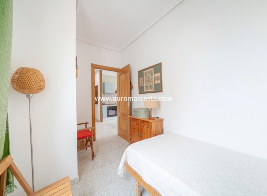 Sale - Apartment / flat - Los Montesinos - Pueblo 8