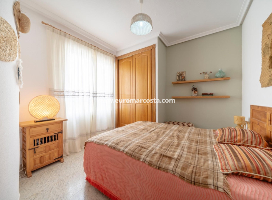 Sale - Apartment / flat - Los Montesinos - Pueblo 8