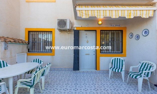 Sale - Apartment / flat - Torrevieja - Parque Acuático - Sector 25