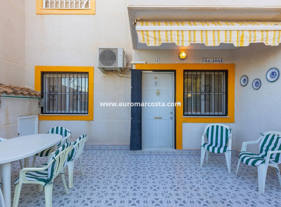 Sale - Apartment / flat - Torrevieja - Parque Acuático - Sector 25