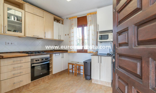 Sale - Villa - Orihuela Costa