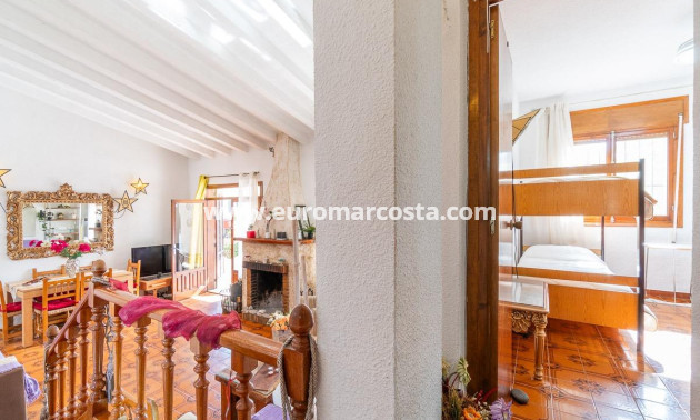 Sale - Villa - Orihuela Costa